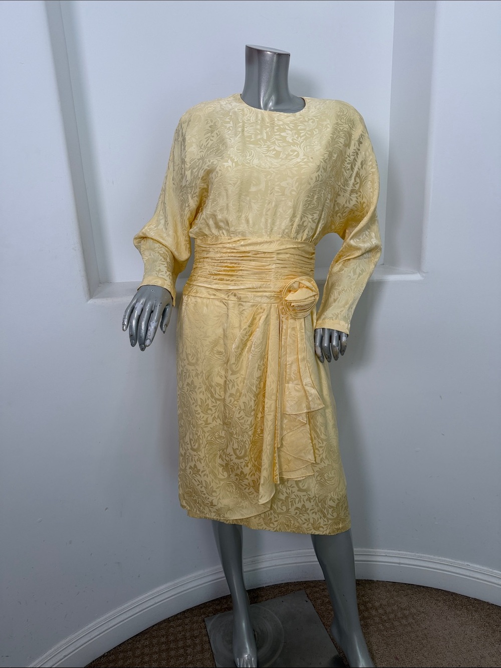 GILLIAN 1980s Yellow Silk Floral Jacquard Cocktail Dress Batwing Sleeves 12